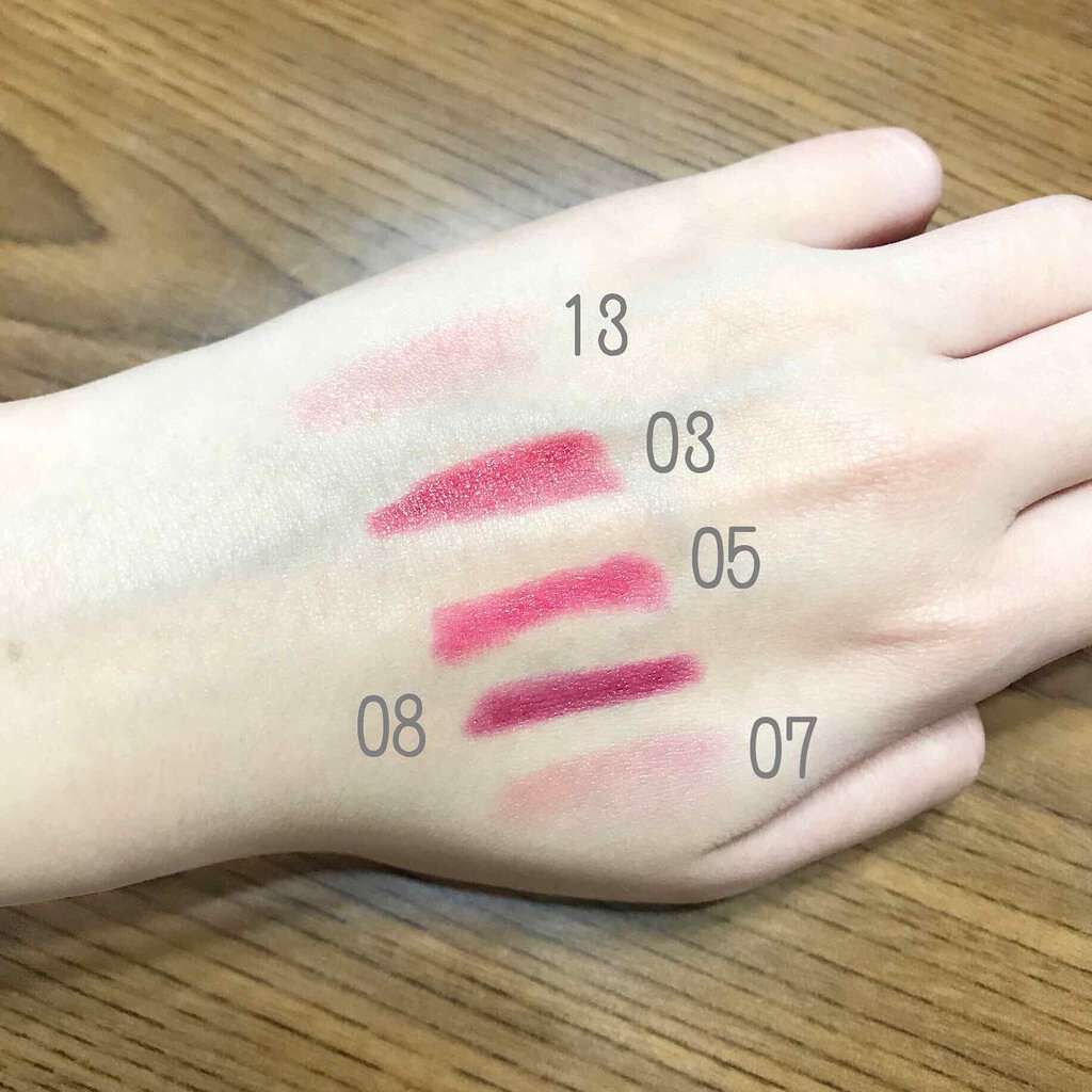 チャビー スティック モイスチャライジング リップ カラー バーム/CLINIQUE/口紅を使ったクチコミ(2枚目)