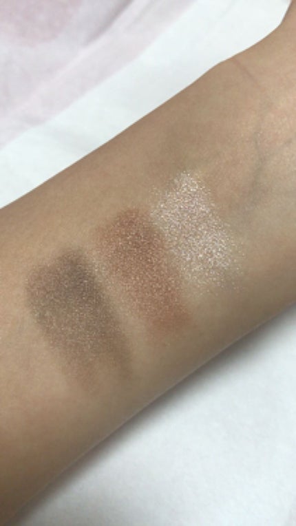 トーンアップアイシャドウ/CEZANNE/アイシャドウパレットを使ったクチコミ(2枚目)