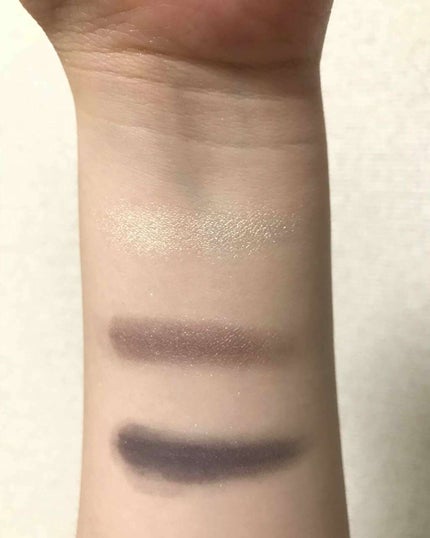 トーンアップアイシャドウ/CEZANNE/アイシャドウパレットを使ったクチコミ(3枚目)