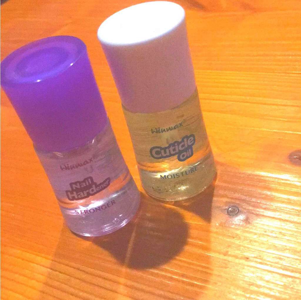 ウィンマックス スーパーグロッシートップコート/DAISO/ネイルトップコートを使ったクチコミ（1枚目）