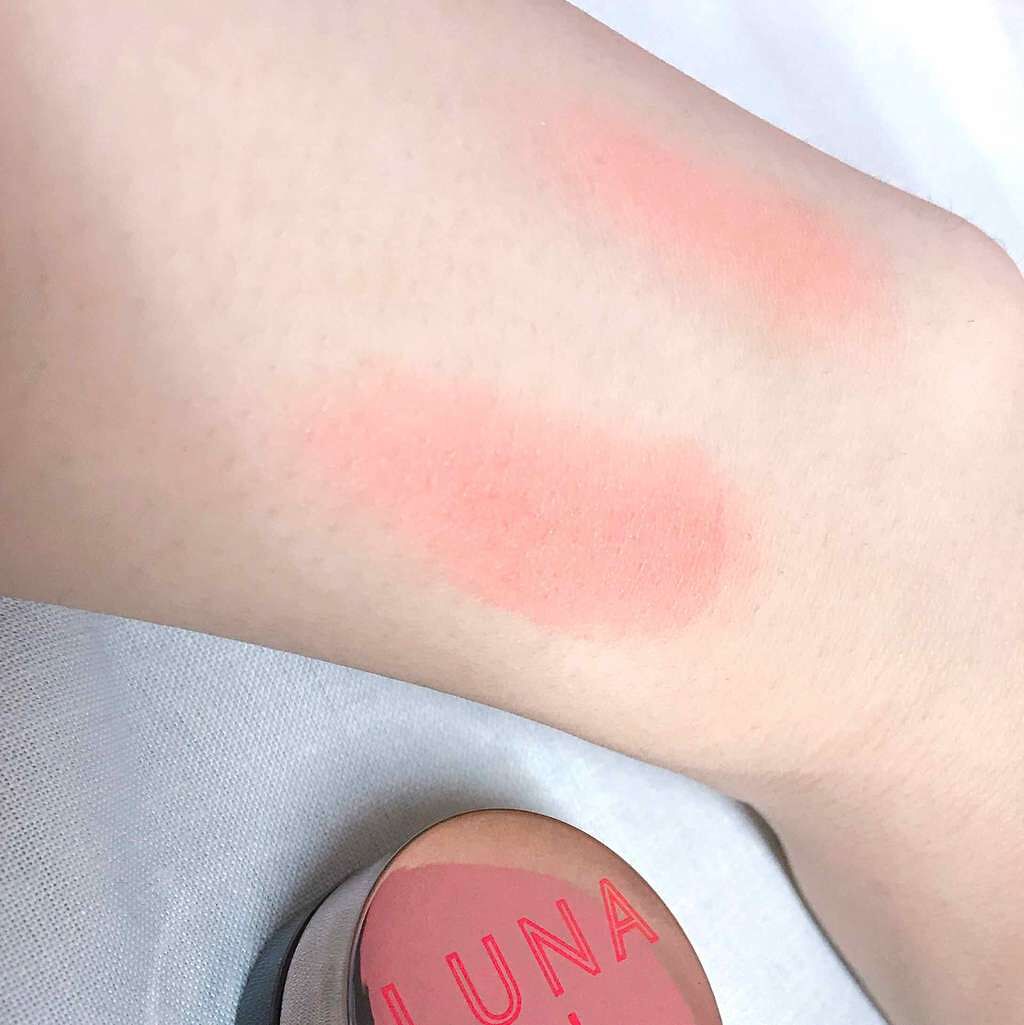 カラーグロウバーム/LUNASOL/ジェル・クリームチークを使ったクチコミ(2枚目)