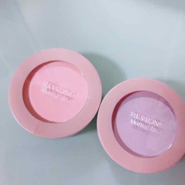 🐰レブロン🐰
スキンライトプレストパウダー
104  LAVENDER
105  BABY PINK

リフレクション効果のある2種類のパウダーが配合されたプレストパウダー。
透明感のあるカバー力でしわ