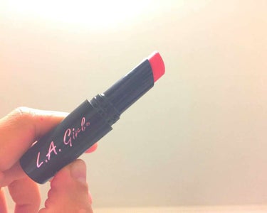 L.A.Girl ラグジュアリークリームリップスティックのクチコミ「こちらはサンキューマートのL.A GIRL です！
品番わからなくて申し訳ないです😥

海外コ.....」（1枚目）