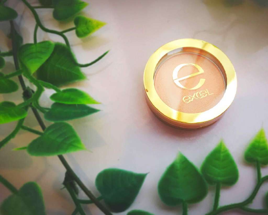 シャイニーシャドウ N/excel/単色アイシャドウを使ったクチコミ(1枚目)