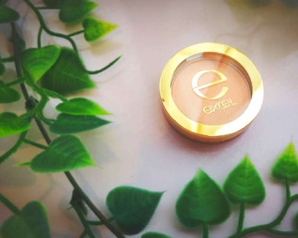 シャイニーシャドウ N/excel/単色アイシャドウを使ったクチコミ(1枚目)