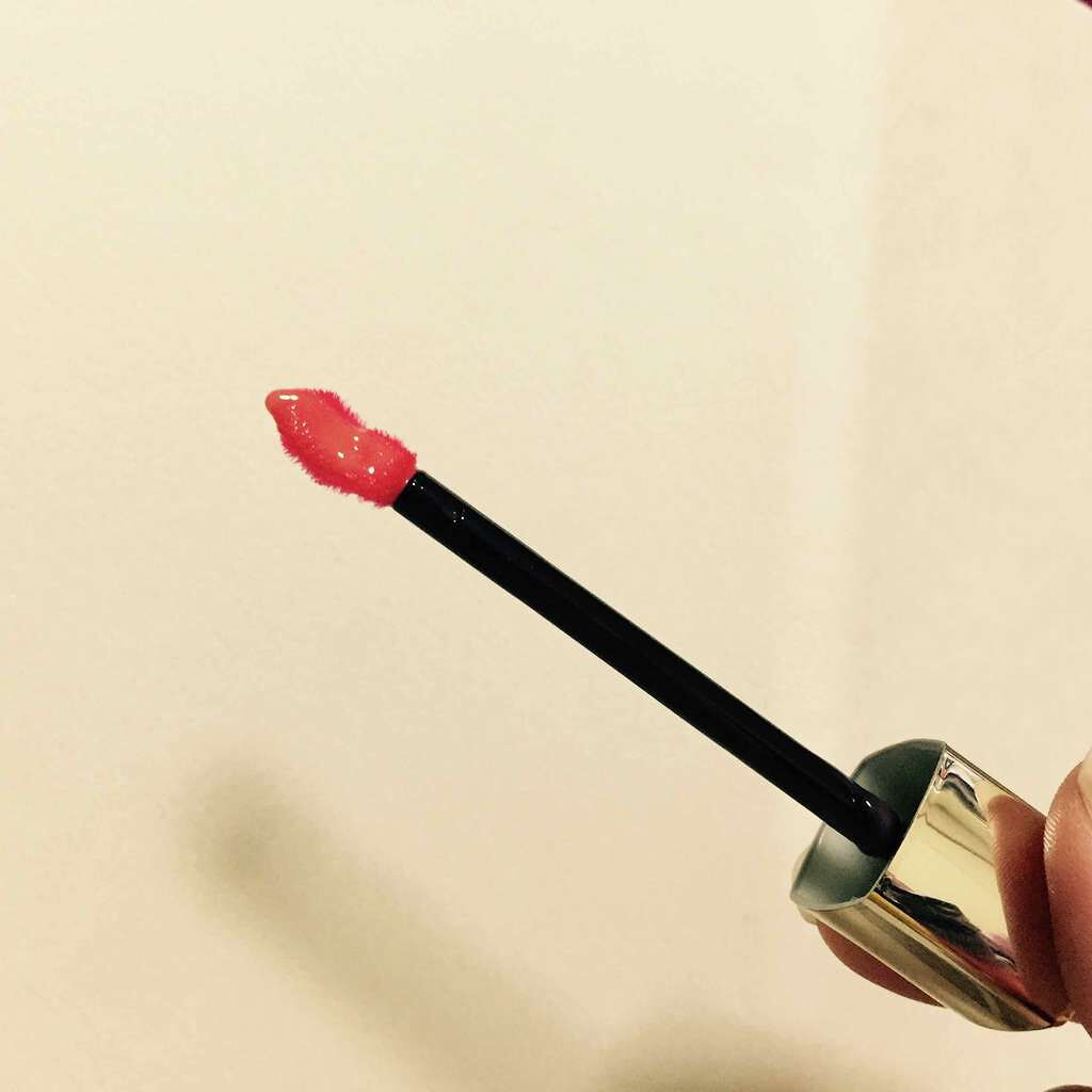 ユイルカレス/ロレアル パリ/リップグロスを使ったクチコミ(2枚目)