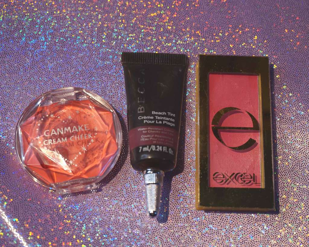 excel スリークチークのクチコミ「手持ちのクリームチークをスウォッチしてみました！ピンク系
恐らく3年前に発売されたキャンメイク.....」（1枚目）
