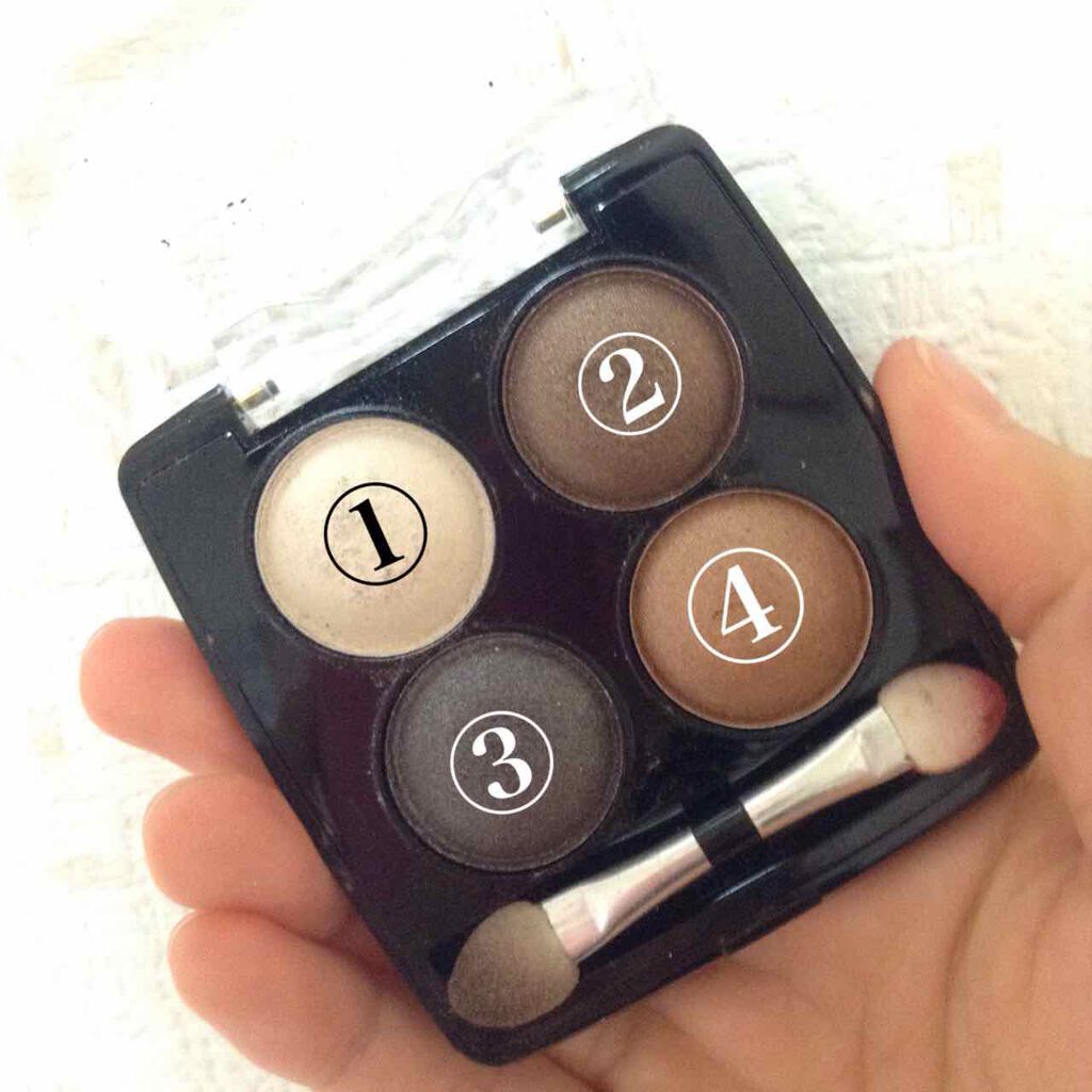 エルファー パールインアイシャドウ/DAISO/アイシャドウパレットを使ったクチコミ(1枚目)