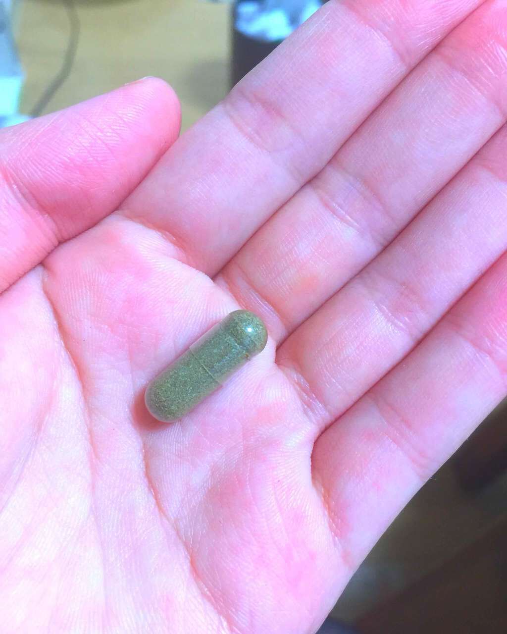 chocolatcosme_bonbon on LIPS 「iherbで購入100錠で1200円くらい。朝晩、1錠飲んでま..」(2枚目)