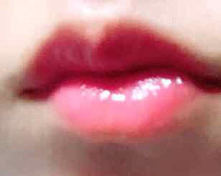ユイルカレス/ロレアル パリ/リップグロスを使ったクチコミ(2枚目)