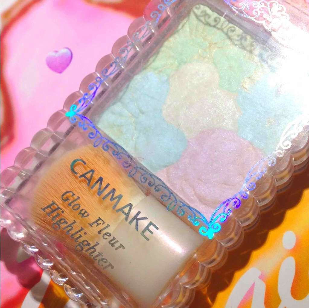 グロウフルールハイライター/キャンメイク/パウダーハイライトを使ったクチコミ(1枚目)