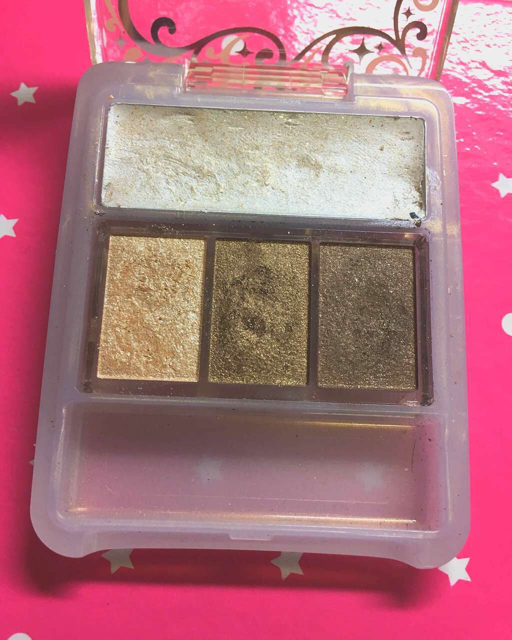 マジョルック(イルミネーター)/MAJOLICA MAJORCA/アイシャドウパレットを使ったクチコミ(2枚目)