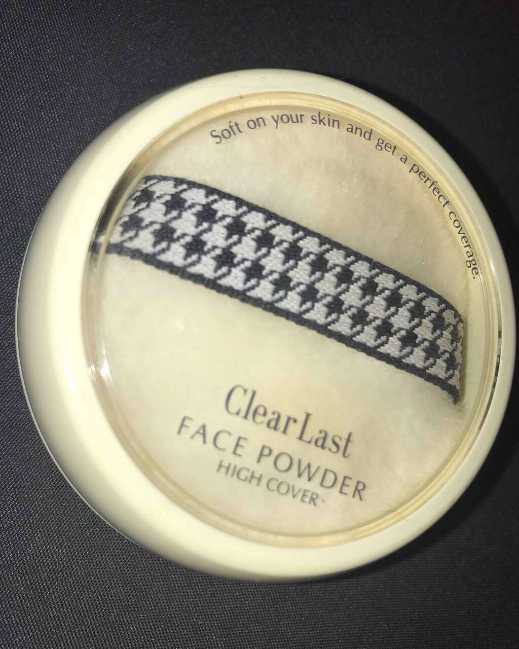 フェイスパウダー ハイカバー 白肌オークル/クリアラスト/プレストパウダーを使ったクチコミ(1枚目)