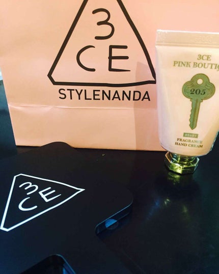 3CE スクエア ミニ ハンドミラー/3CE/その他化粧小物を使ったクチコミ(1枚目)