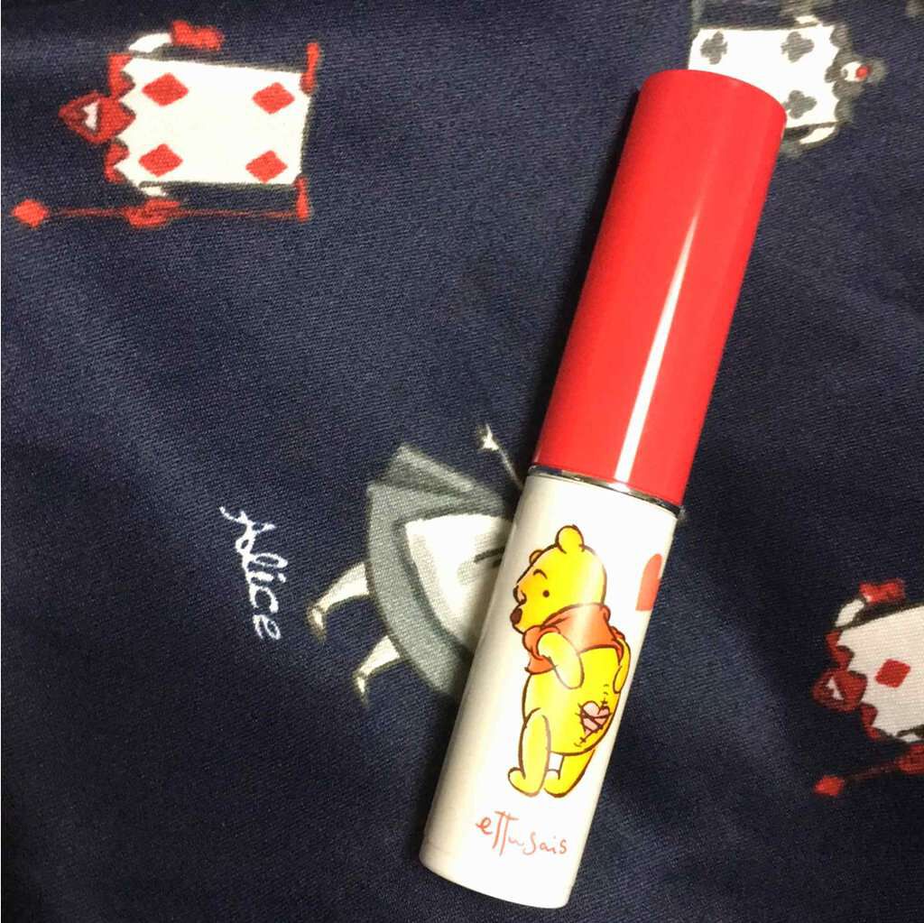 ettusais リップエッセンス(スティック) N カラーのクチコミ「パッケージがくまのプーさんになっていてかわいい！
色はほんのりつく感じです。..」（1枚目）
