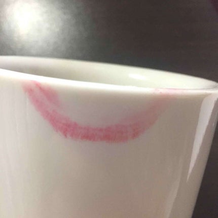 リップ フラッシュ ビッテン ストロボ/MAYBELLINE NEW YORK/口紅を使ったクチコミ(3枚目)