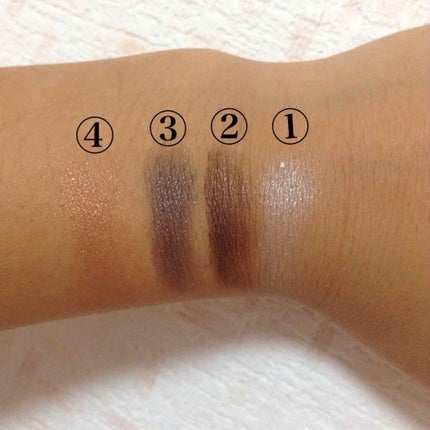 エルファー パールインアイシャドウ/DAISO/アイシャドウパレットを使ったクチコミ(2枚目)