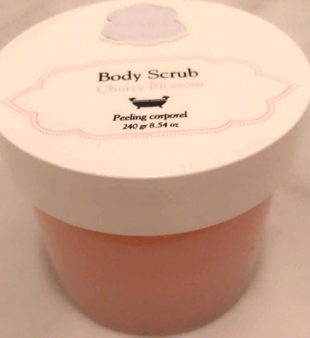 ボディスクラブ チェリーブロッサム/Laline/ボディスクラブを使ったクチコミ(1枚目)