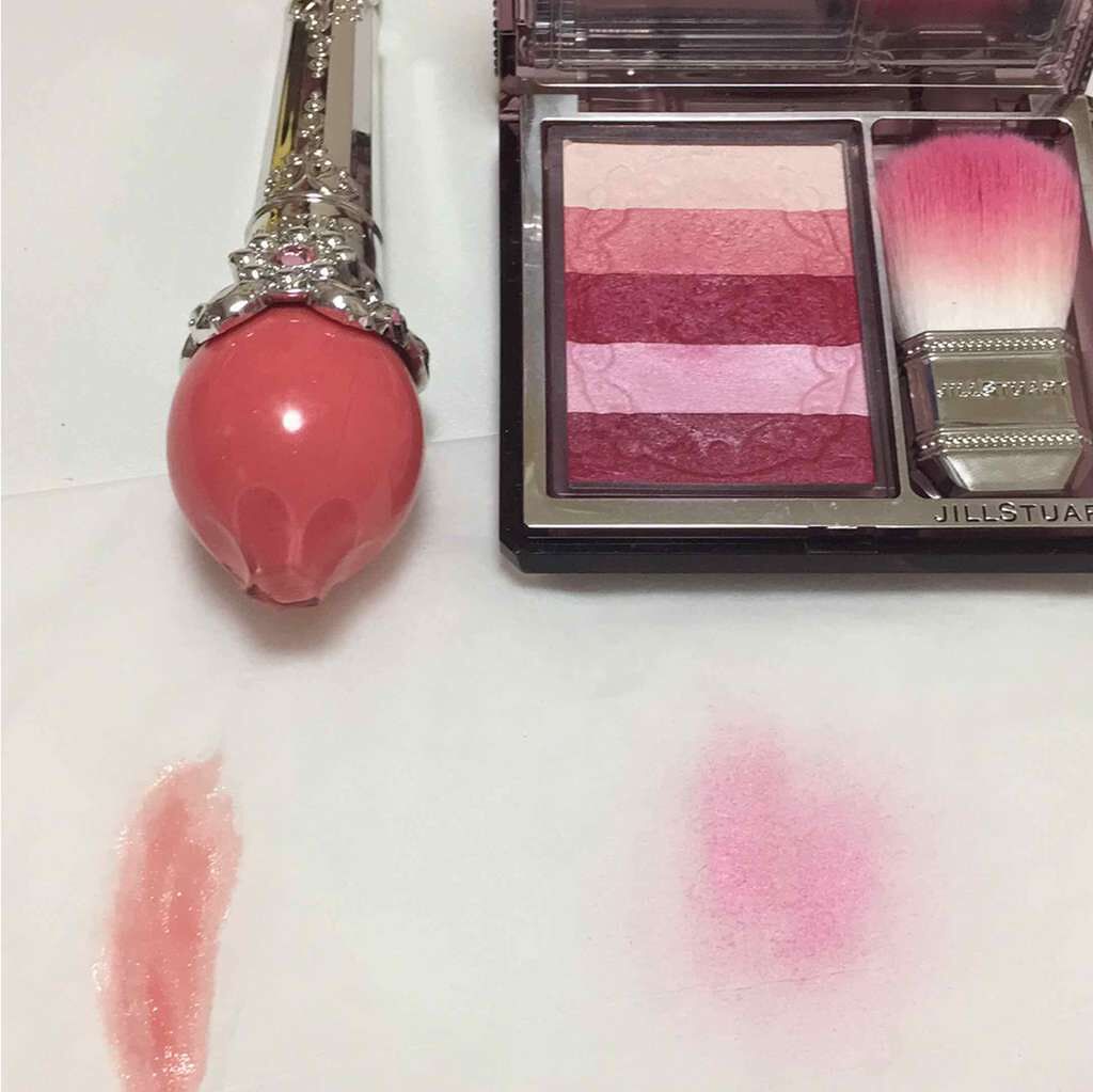 ブルーミングデュー オイルインブラッシュ/JILL STUART/パウダーチークを使ったクチコミ（2枚目）