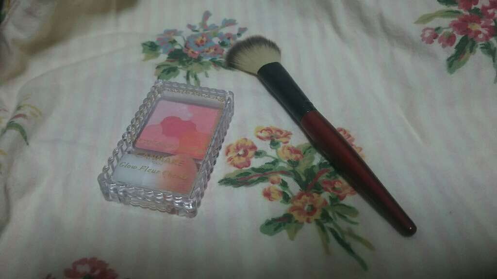 グロウフルールチークス/キャンメイク/パウダーチークを使ったクチコミ（1枚目）