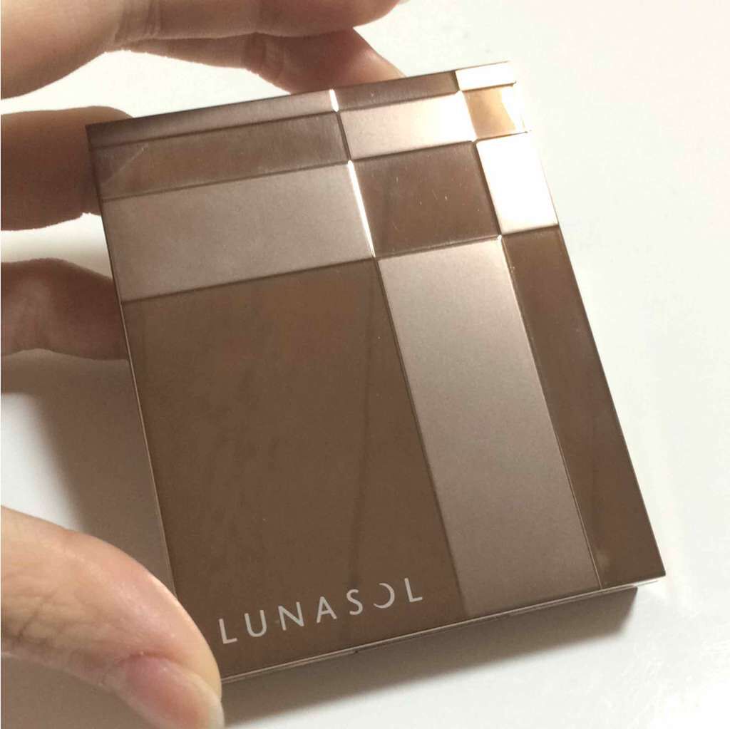 スパークリングアイズ/LUNASOL/アイシャドウパレットを使ったクチコミ（1枚目）