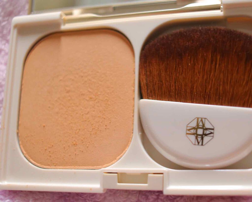 ミネラルモイストファンデーション/ONLY MINERALS/パウダーファンデーションを使ったクチコミ（2枚目）