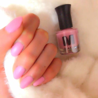 セリア マニキュアのクチコミ「100均✩Seria✩で購入したマットなマニキュア💅💗
ベビーピンクが可愛くて、1度塗りでも充.....」（1枚目）