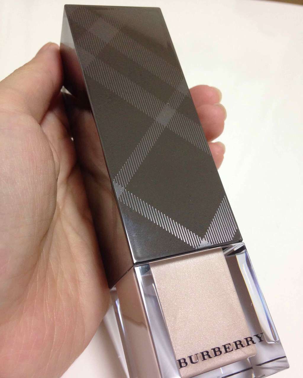 フレッシュグロウ ルミナスフルイドベース/Burberry Beauty/化粧下地を使ったクチコミ(1枚目)