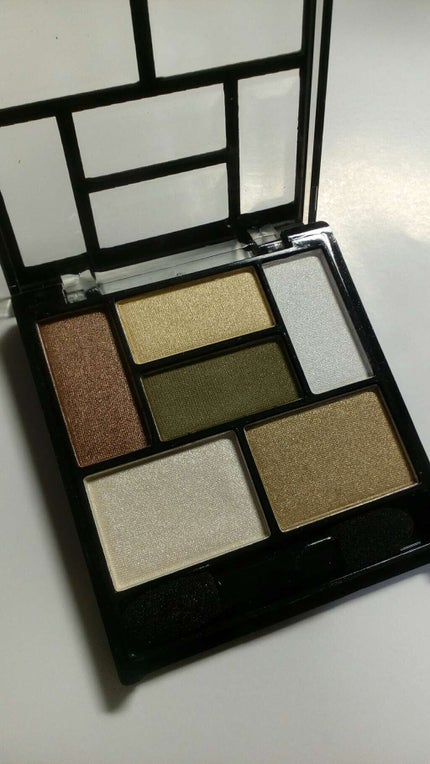 エルファー シャインカラーアイズ/DAISO/アイシャドウパレットを使ったクチコミ(3枚目)