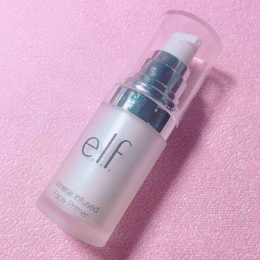 e.l.f. Mineral Infused Fave Primer

海外の格安コスメe.l.f.の化粧下地です👌

透明なシリコンっぽいテクスチャーで、頬や鼻周りの毛穴を埋めるために使っています。
