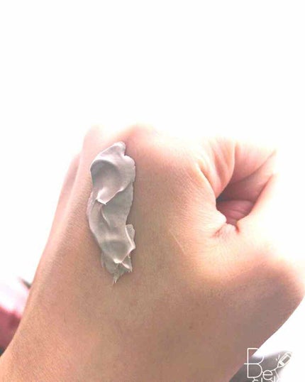 innisfree ヴォルカニック クレイムースマスク EXのクチコミ「📍イニスフリー
火山ソンイクレイムースマスク🌋
従来は粘土タイプだったようですが、ムースになっ.....」(3枚目)