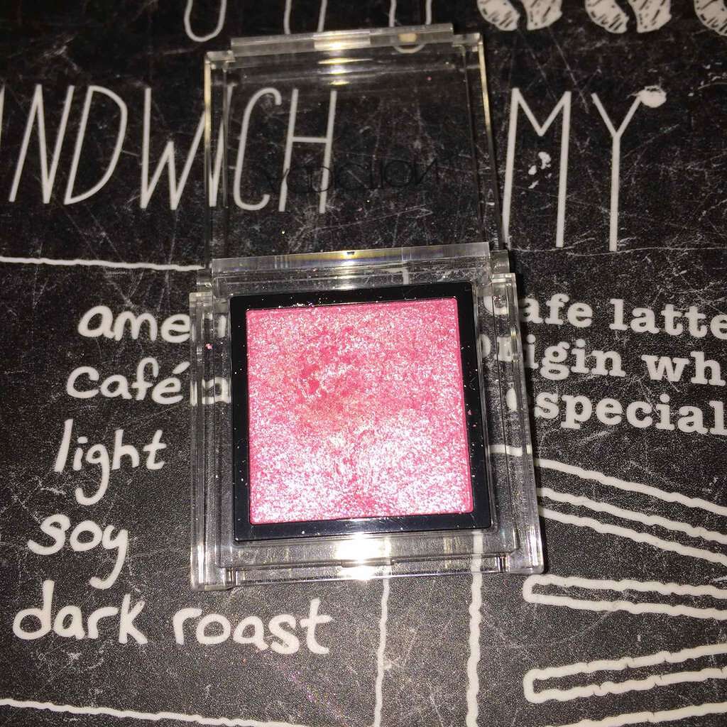 アディクション ザ アイシャドウ/ADDICTION/単色アイシャドウを使ったクチコミ（2枚目）