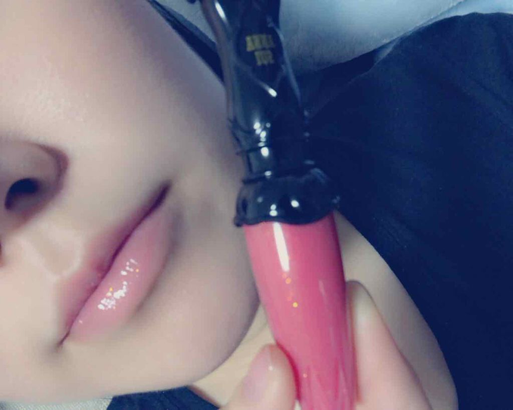 グリタリング リップ グロス/ANNA SUI/リップグロスを使ったクチコミ(2枚目)