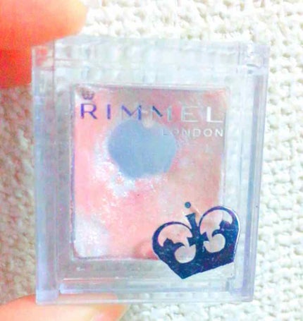 プリズム パウダーアイカラー/リンメル ロンドン/単色アイシャドウを使ったクチコミ(1枚目)