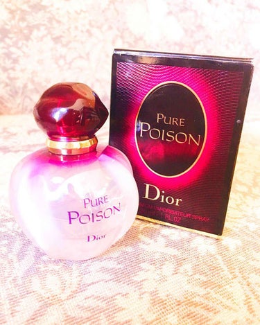 Dior Pure Poison 

リピ4本目💜

Dior の公式ホームページから
ヘッドノート:カラブリアンベルガモット
ハートノート:オレンジブロッサム
ベースノート:ホワイトムスク

元々はオ