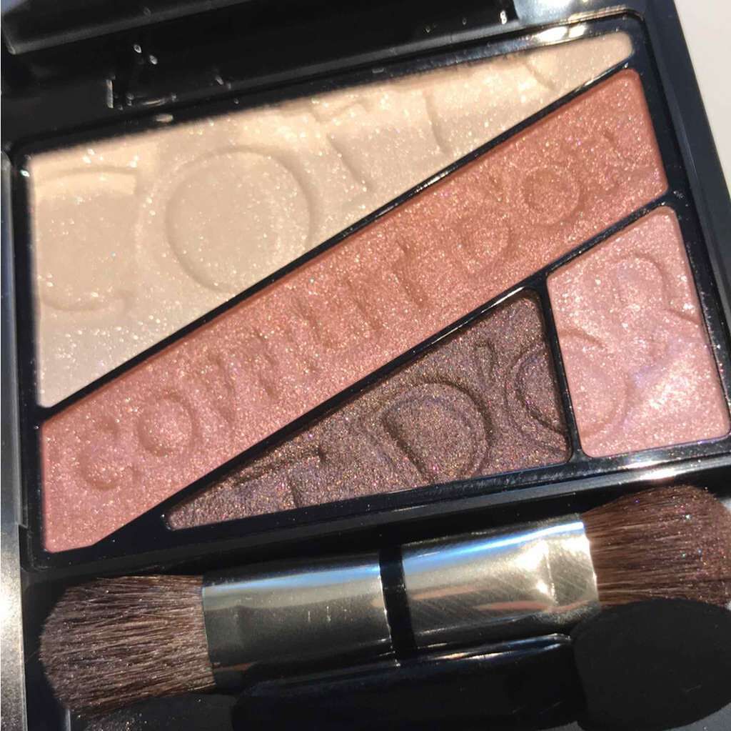 ビューティオーラアイズ 08ボルドーブラウン（限定色）/コフレドール/アイシャドウパレットを使ったクチコミ（3枚目）