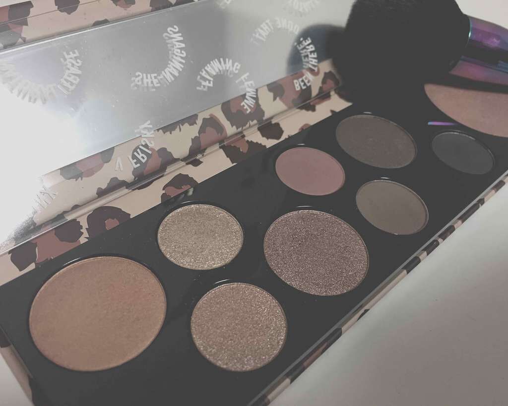 スモール アイシャドウ×9/M・A・C/アイシャドウパレットを使ったクチコミ(2枚目)