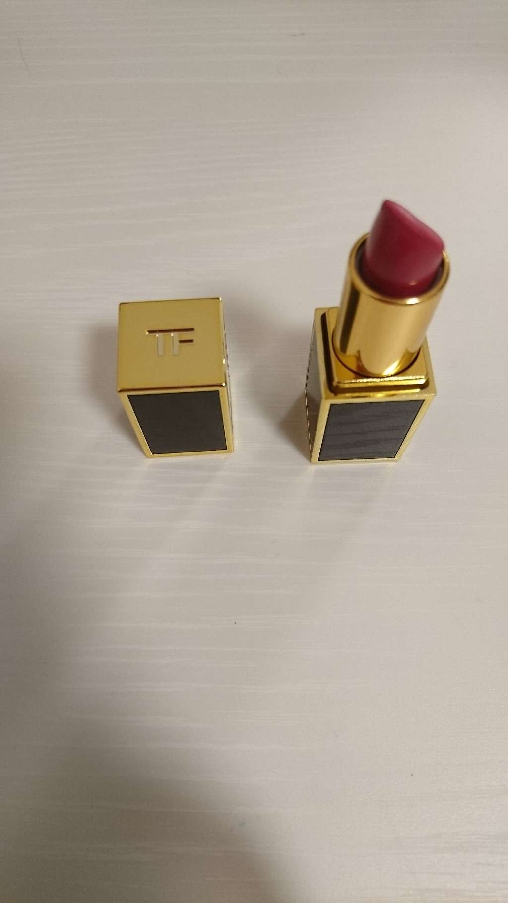 あーちゃん on LIPS 「チョコレートのにおいがしてとてもマットです!!マットなおかつ落..」(1枚目)