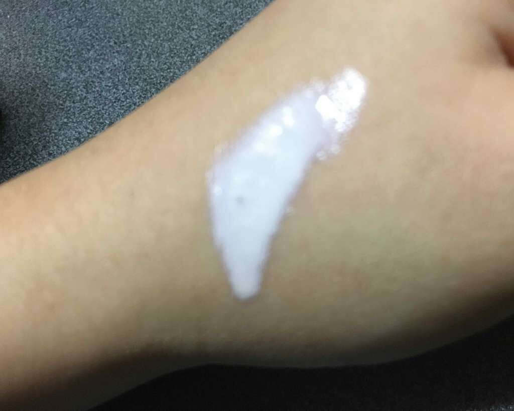 皮脂テカリ防止下地/CEZANNE/化粧下地を使ったクチコミ(2枚目)