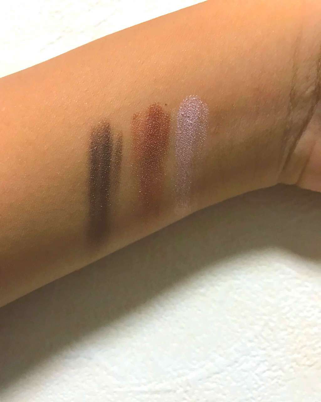 トーンアップアイシャドウ/CEZANNE/アイシャドウパレットを使ったクチコミ(2枚目)