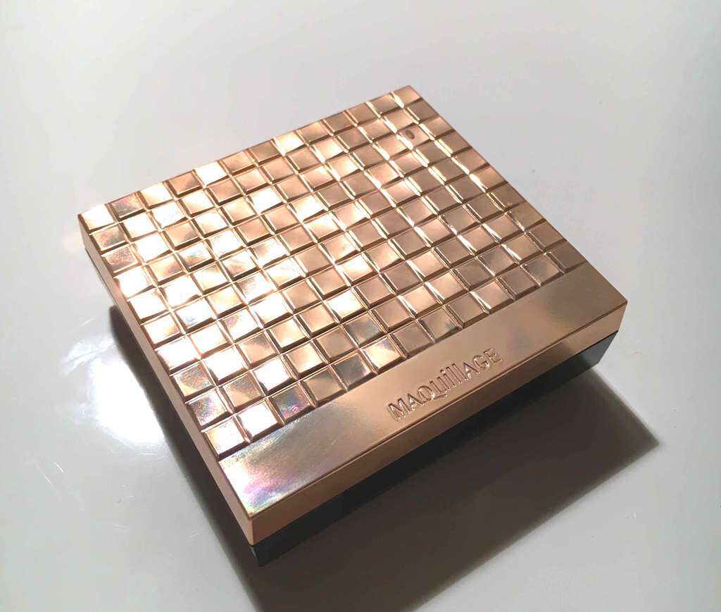 ドラマティックムードヴェール(シルキー)/マキアージュ/プレストパウダーを使ったクチコミ(1枚目)