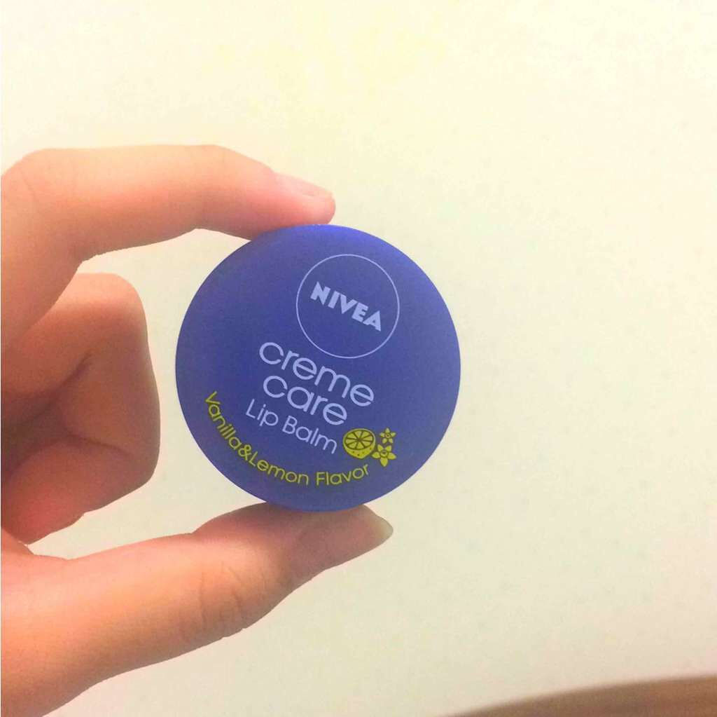 ニベア クリームケア リップバーム はちみつの香り/ニベア/リップケアを使ったクチコミ(1枚目)