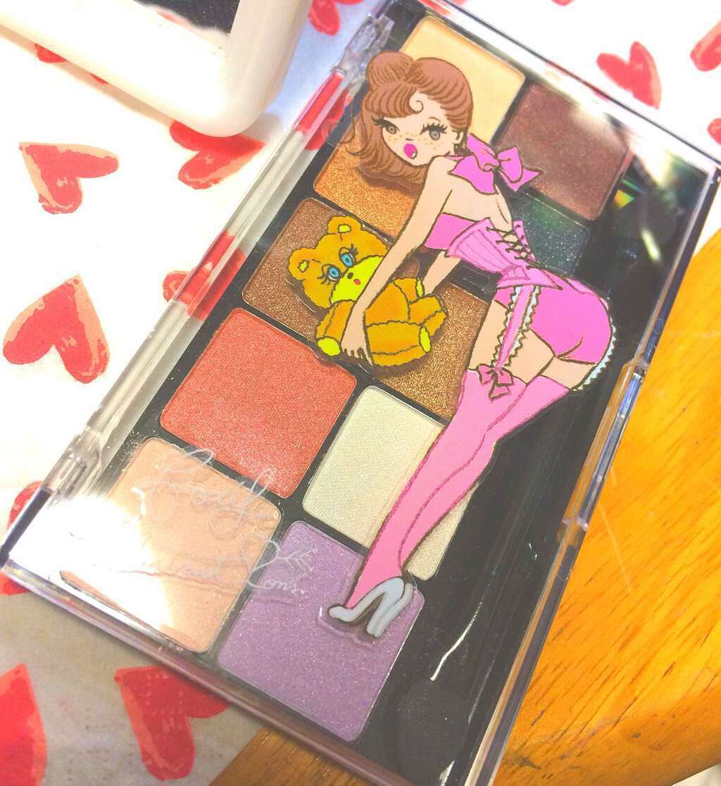 foxy illustrations アイシャドウ