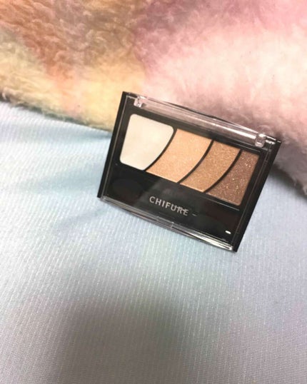 グラデーション アイ カラー(チップ付)/ちふれ/アイシャドウパレットを使ったクチコミ(1枚目)