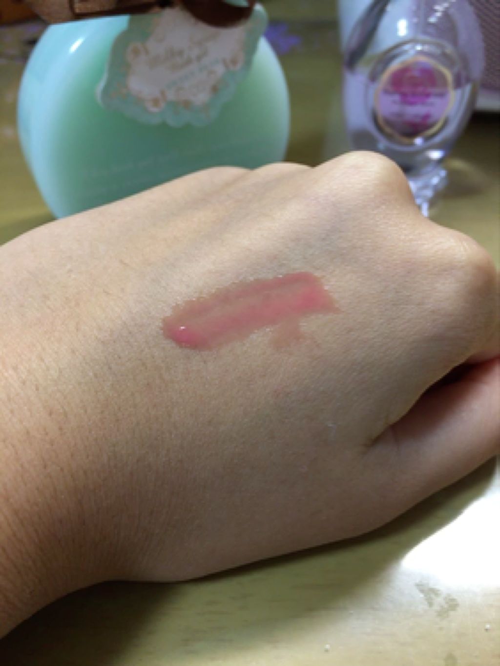 38°C / 99°F リップトリートメント (リップ美容液)/UZU BY FLOWFUSHI/リップケアを使ったクチコミ（3枚目）