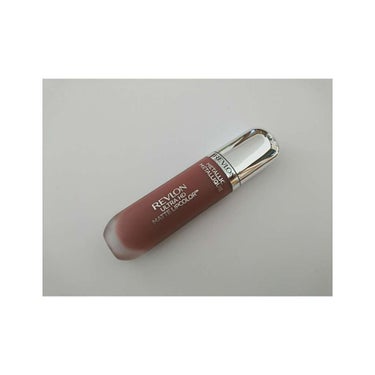 ○REVLON ウルトラ HD マット リップカラー
　705 HD SHINE

レブロンのマットリップの新作です。先月発売したもので、気になっていたので購入してきました。
メタリックマットな質感！と