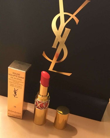 ●YSL ルージュ ヴォリュプテ シャイン#16

私が初めて購入したデパコスです😊
値段の方は4100円(税抜き）と高いかと思われます>_<
しかし、値段の価値ありです！
買って損などありません！
見