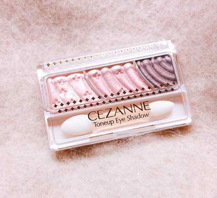 トーンアップアイシャドウ/CEZANNE/アイシャドウパレットを使ったクチコミ(1枚目)