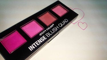 CITY COLOR　INTENSE BLUSH QUAD
Collection 1　

ピンク色のカラーです💕
アメリカ人気コスメ
チークにもアイシャドウにも使えます🙌
4色セットで390円+税で
量