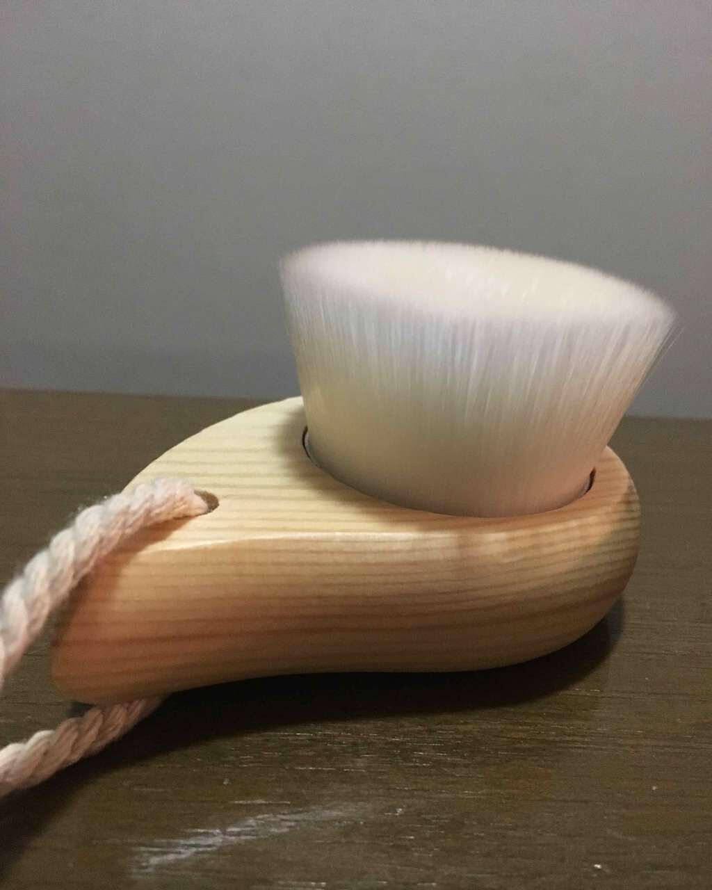 ローヤルゼリー配合 栄養ローション/DAISO/美容液を使ったクチコミ(2枚目)